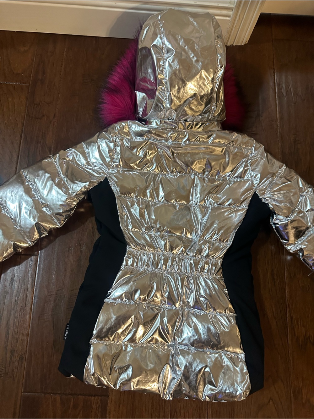 Pilguni Girls Silver Ski Jacket with Fur Hood - Size 8y - Picture 9 of 11